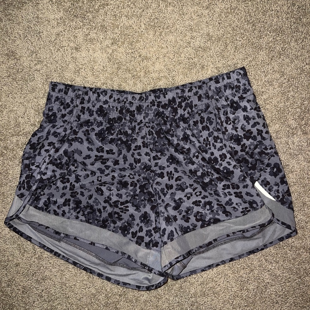 Athleta Shorts size small